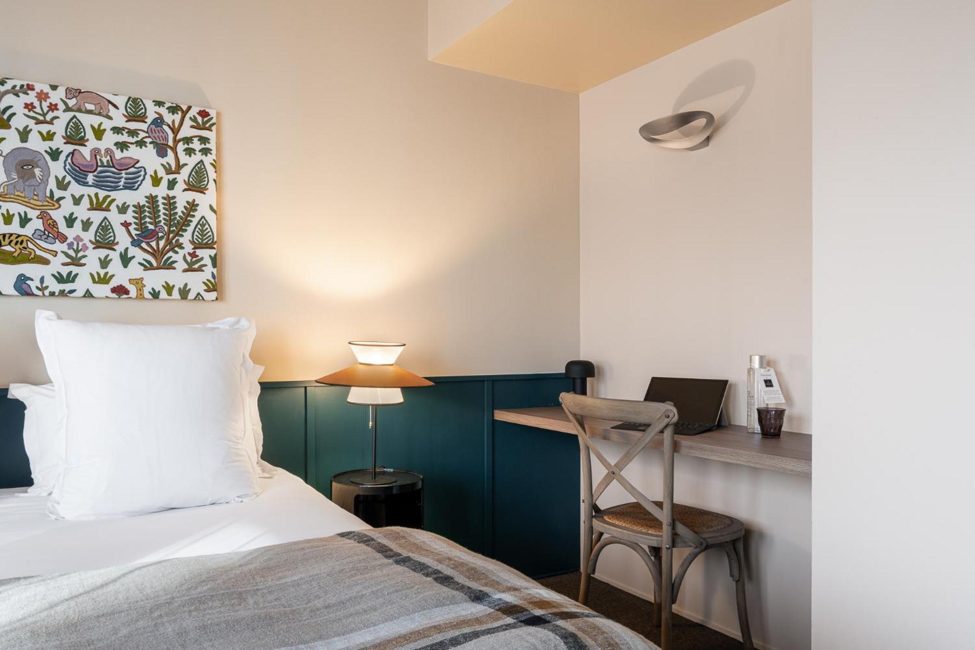 Hotel L'Adresse - Entierement Renove Сен Мало Екстериор снимка